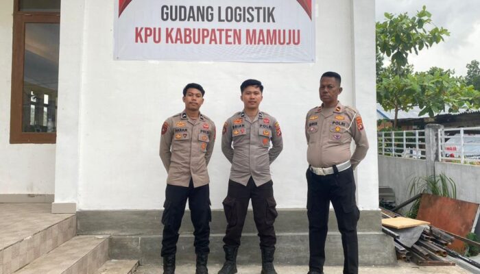 Pengamanan Gudang Logistik KPU Mamuju Diperketat