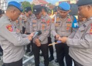 Penegakan Disiplin Internal, Propam Polresta Mamuju Lakukan Pengecekan Handphone Personel