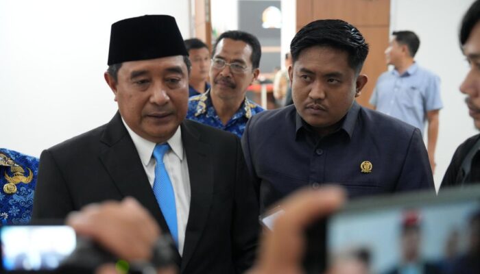 Tanggapi Status Dua Tersangka Peredaran Uang Palsu, Pj Bahtiar: Sanksi ASN Sesuai UU ASN